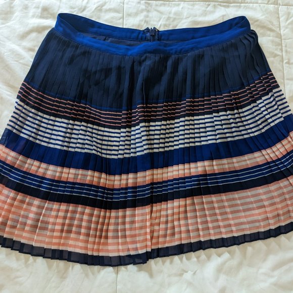 American Eagle Outfitters Skirt - Size 6 - Picture 1 of 1